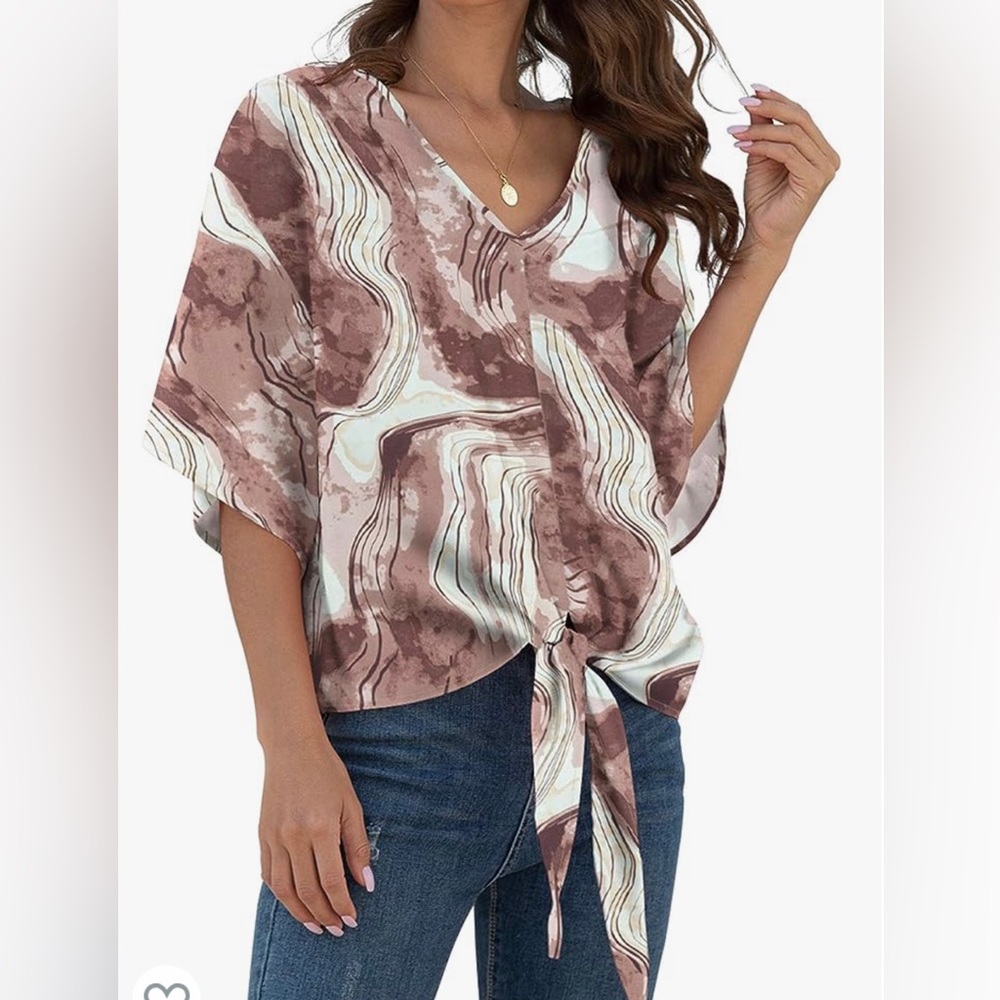 🟤 Batwing sleeve top, ties at bottom, light weight chiffon type fabric